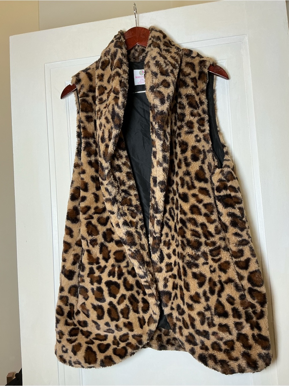 Marleylilly Leopard Print Faux Fur Vest Plush Cozy L/XL